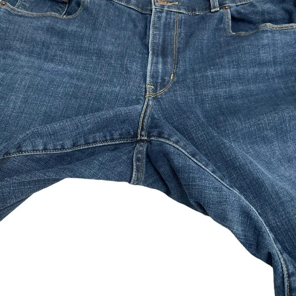 Levis Classic Mid Rise Stretch Bermuda Jean Shorts Size 33 Waist 35 - Picture 7 of 8